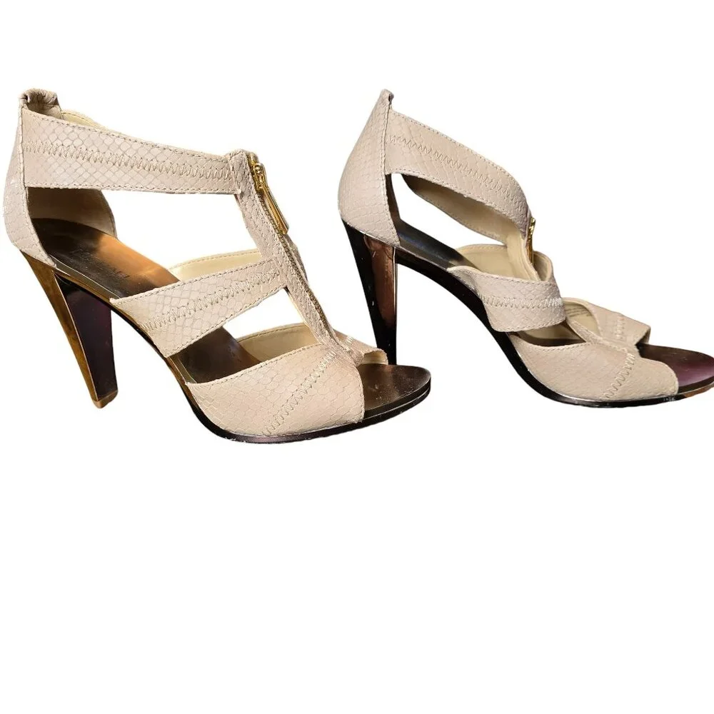 Michael Kors 3 in Leather Taupe and Gold Heel‎ Size: US 8 Fair Used Condition